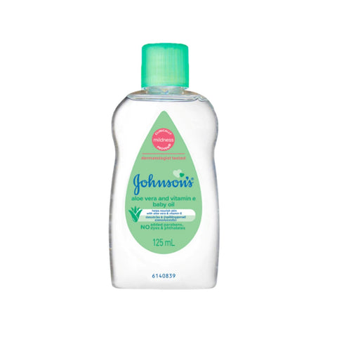 Johnson's Aloe Vera and Vitamin E Baby Oil 125mL
